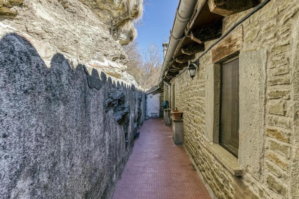 Nastura Casa Rural L'Art Casa de hóspedes Rupit Exterior foto